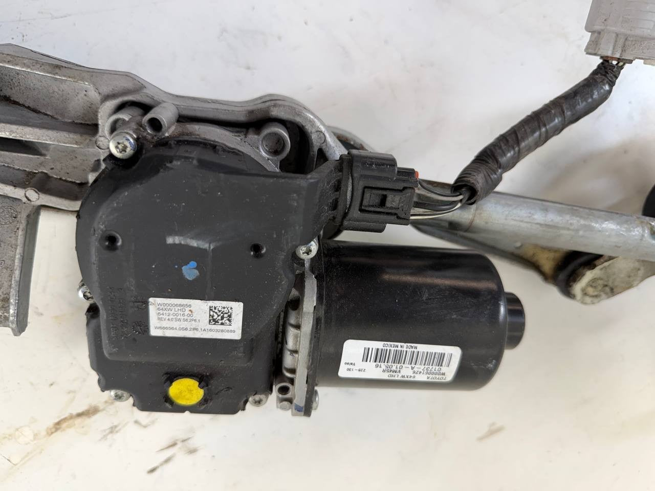 2016-2022 Lexus RX 350-RX450h Windshield Wiper Linkage 85010 - 48270 OEM Used
