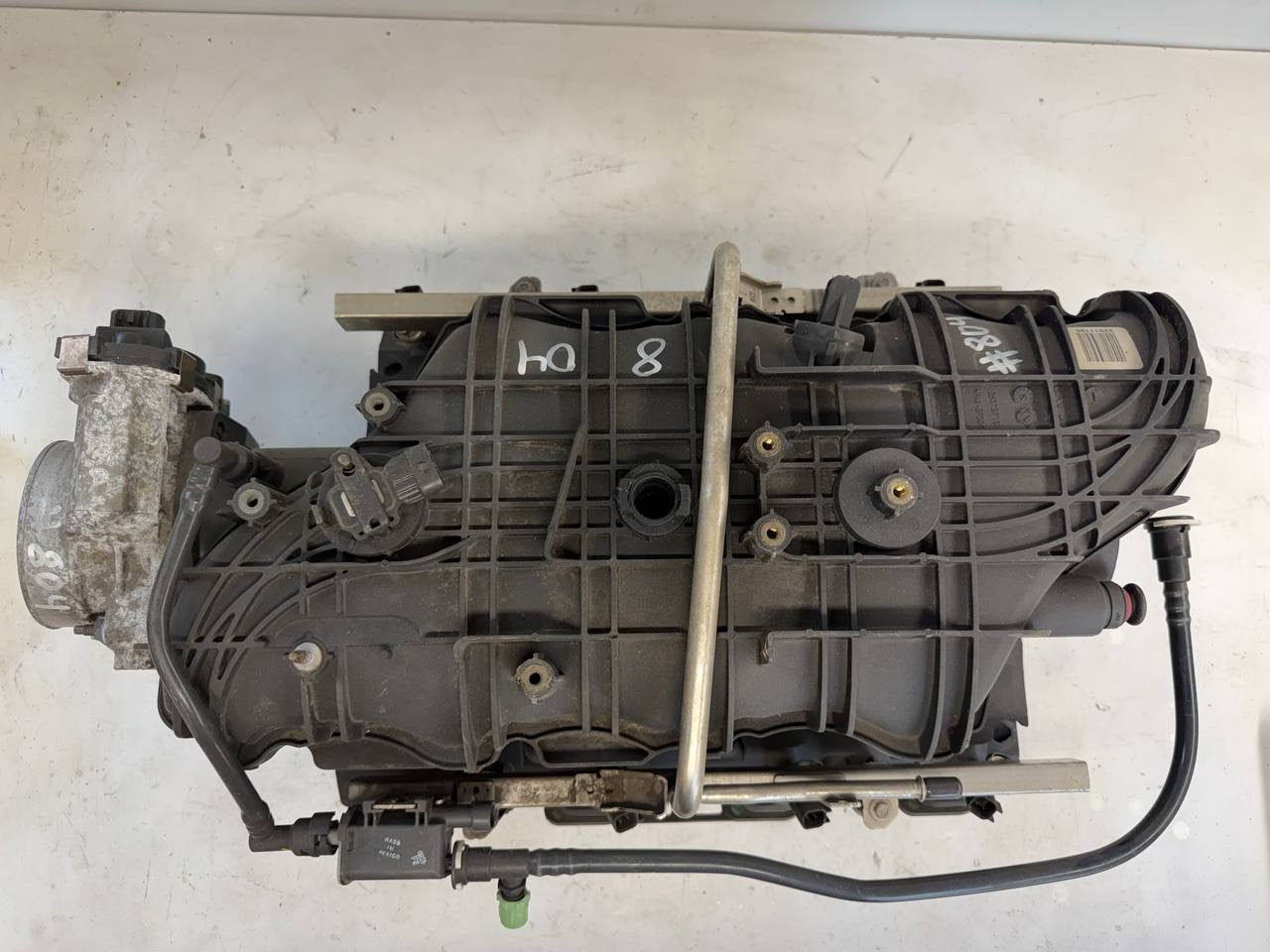 GM 6.0L 6.2L Intake Manifold Assembly with Fuel Rail & Electronic Throttle Body