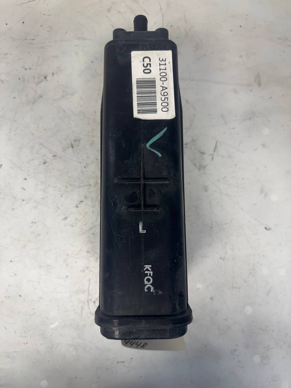 2015 Kia Sedona EVAP Charcoal Canister Vapor Canister 31400-A9500 OEM Used