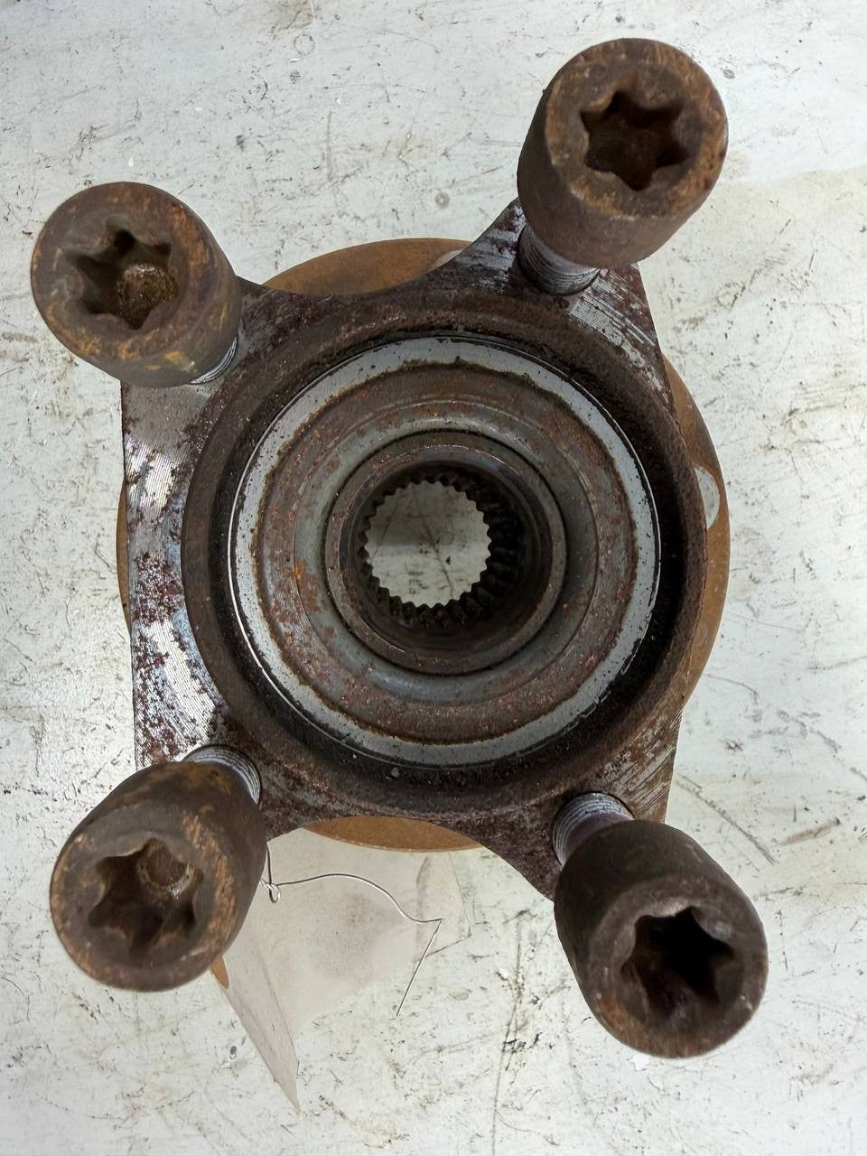 2014 Mazda Cx-9 Wheel Hub Bearing Assembly OEM Used