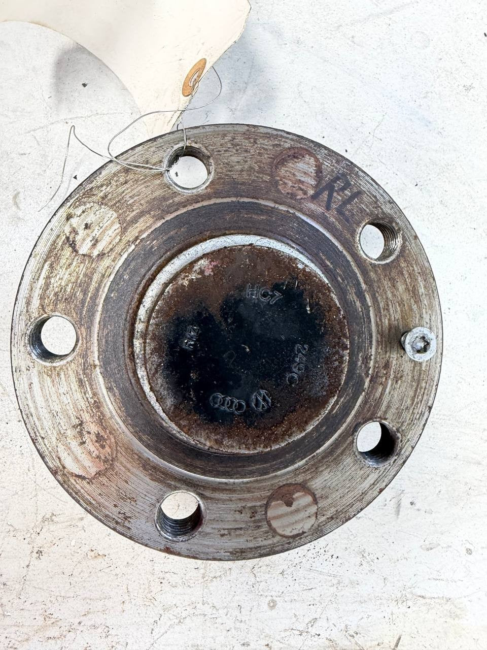 2016 Volkswagen Passat Rear Left Wheel Hub Bearing Assembly OEM Used