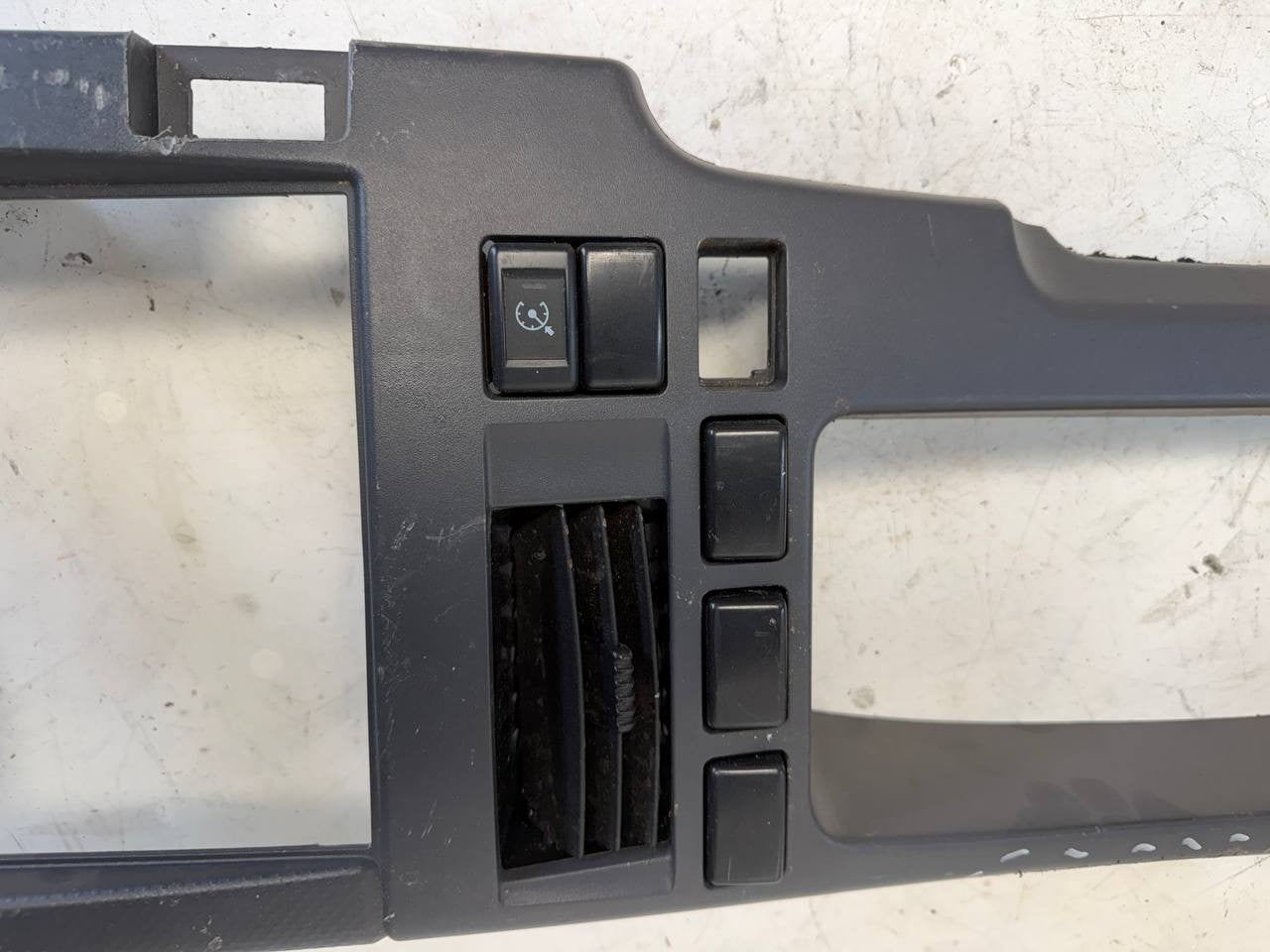 Isuzu NPR Dashboard Dash Panel Instrument Panel OEM Used