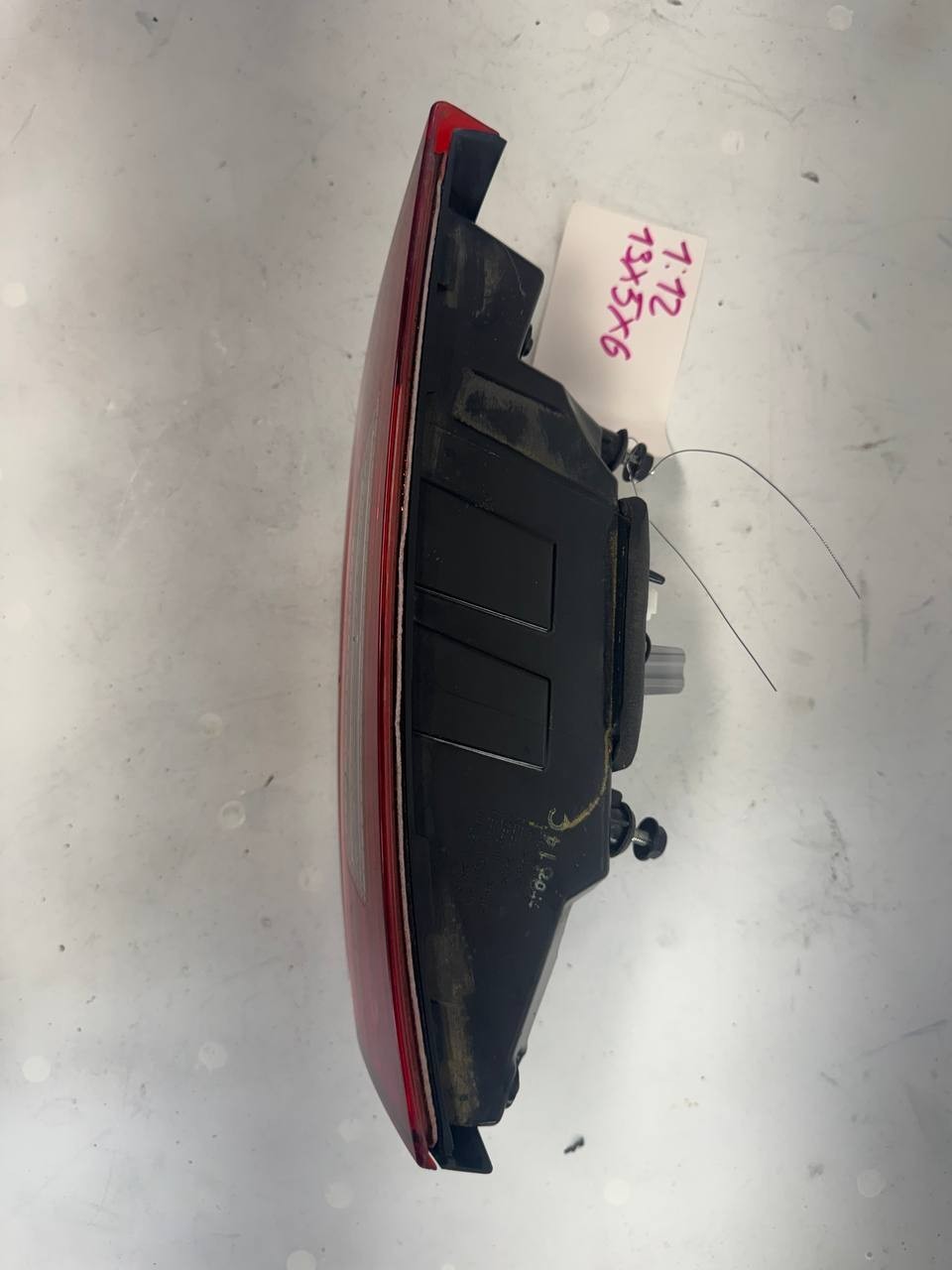 2017 Kia Cadenza Right Rear Tail Light Lamp RR OEM Used