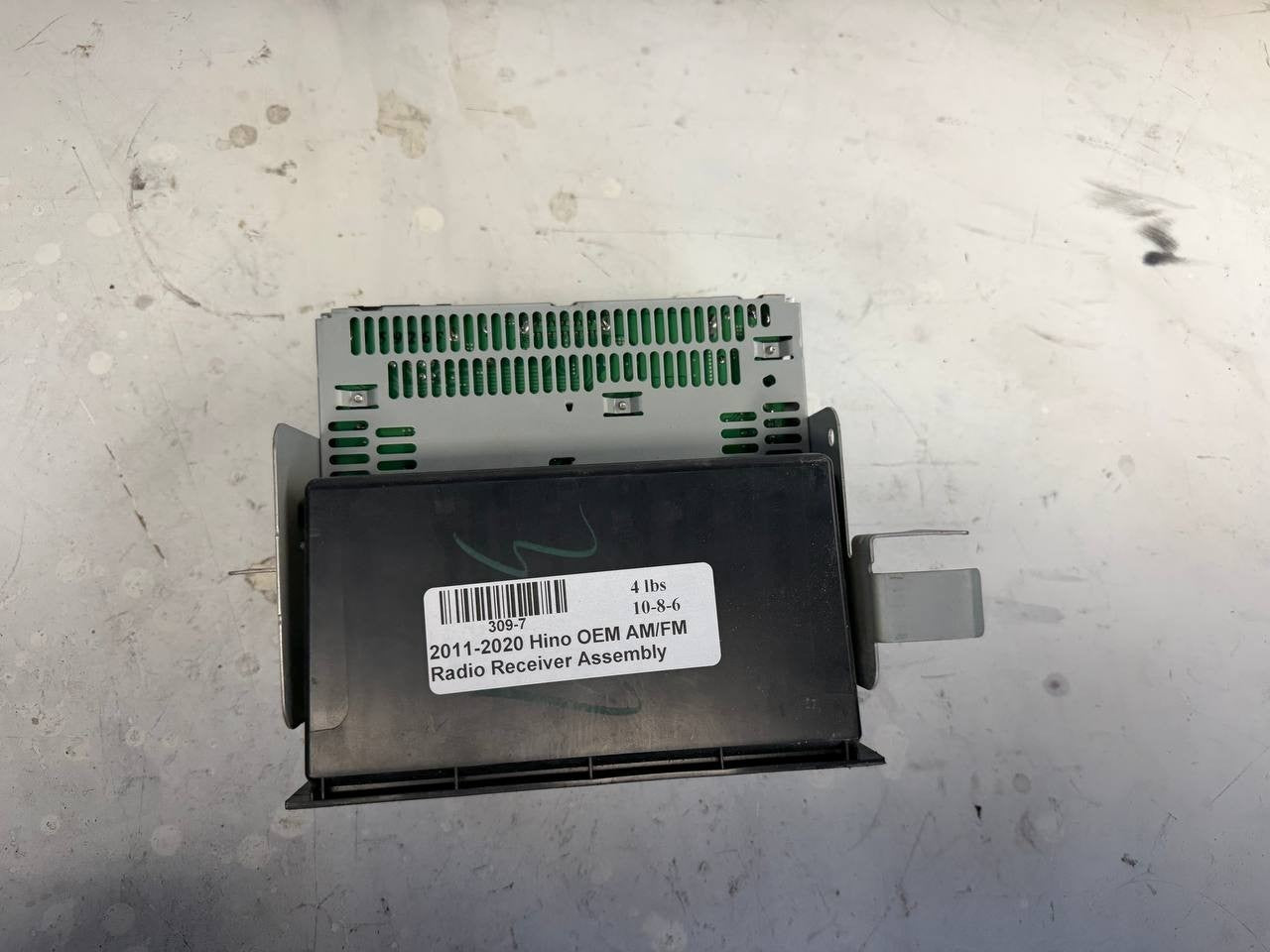 2011-2020 Hino OEM AM/FM Radio Receiver Assembly 86120-37440 OEM