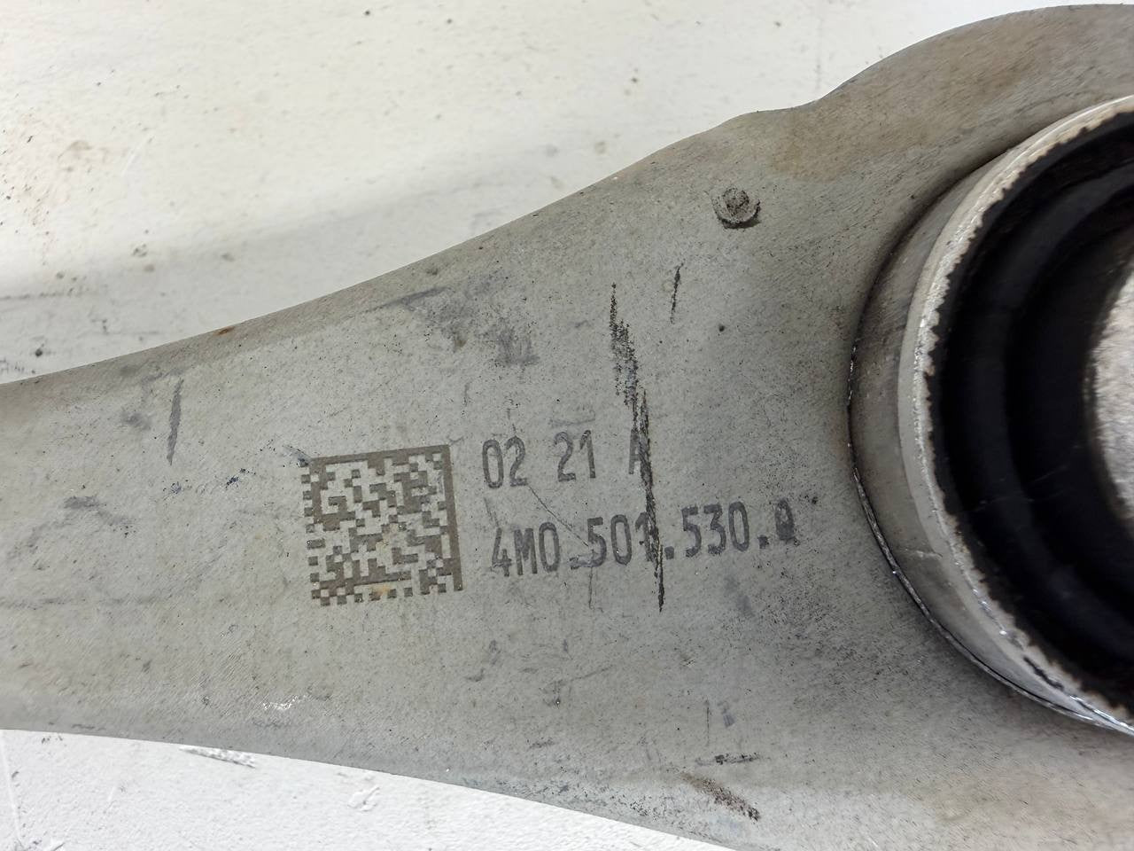 2021 - 2023 Audi A6 Rear Right Control Arm 4M0501530Q OEM Used