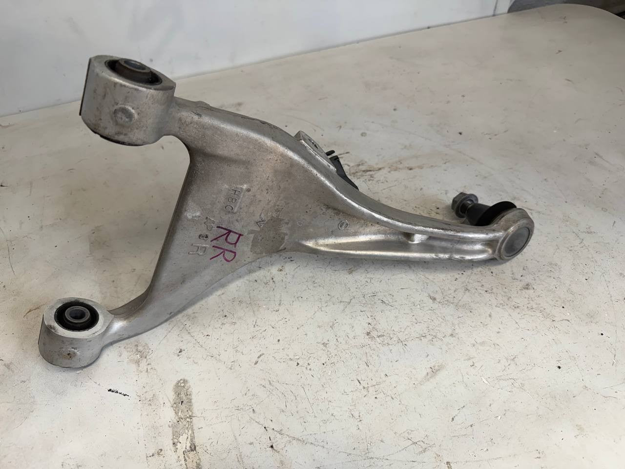 2017 Nissan Murano Rear Right Control Arm 555015AA0B OEM Used