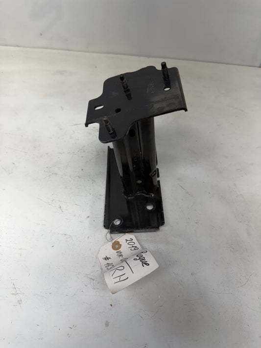 2019 Nissan Rogue Front Bumper Support Bracket RH 622104BA0A OEM Used