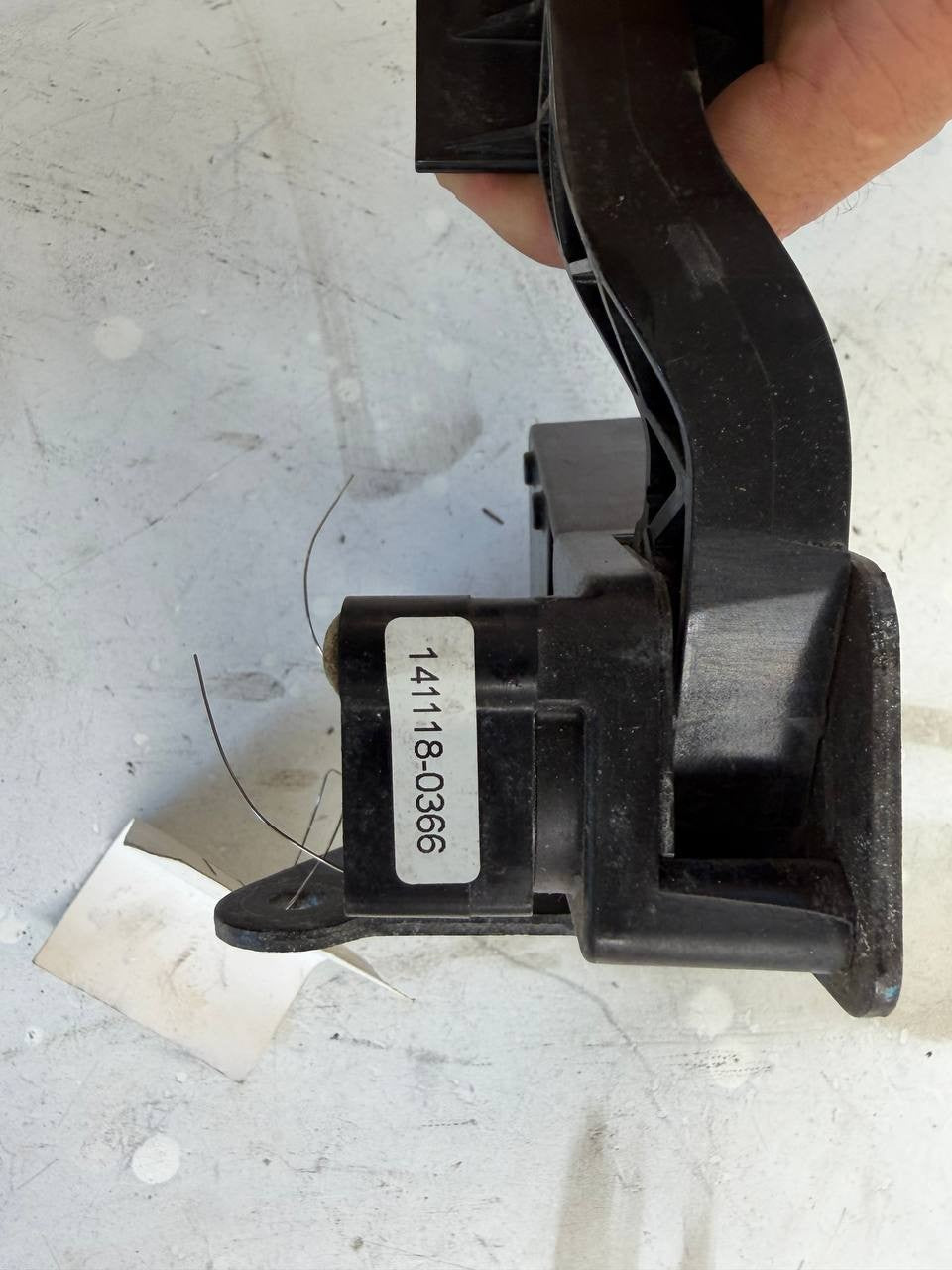 International Accelerator Gas Pedal Assembly 5020074 OEM Used
