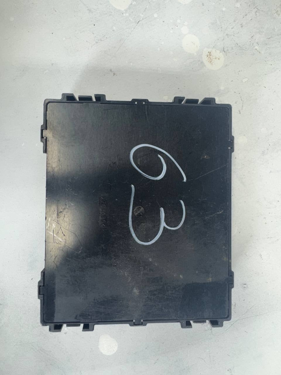 2015-2018 Isuzu Mimamori Telematics Control Unit 3033-D151 OEM Used