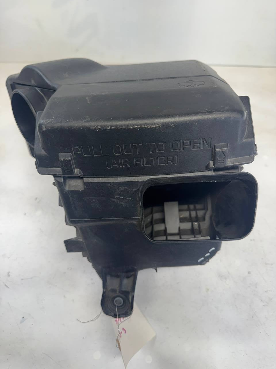 2016-2020 Kia Optima Air Filter Housing Air Cleaner Box 28100-C2330 OEM Used