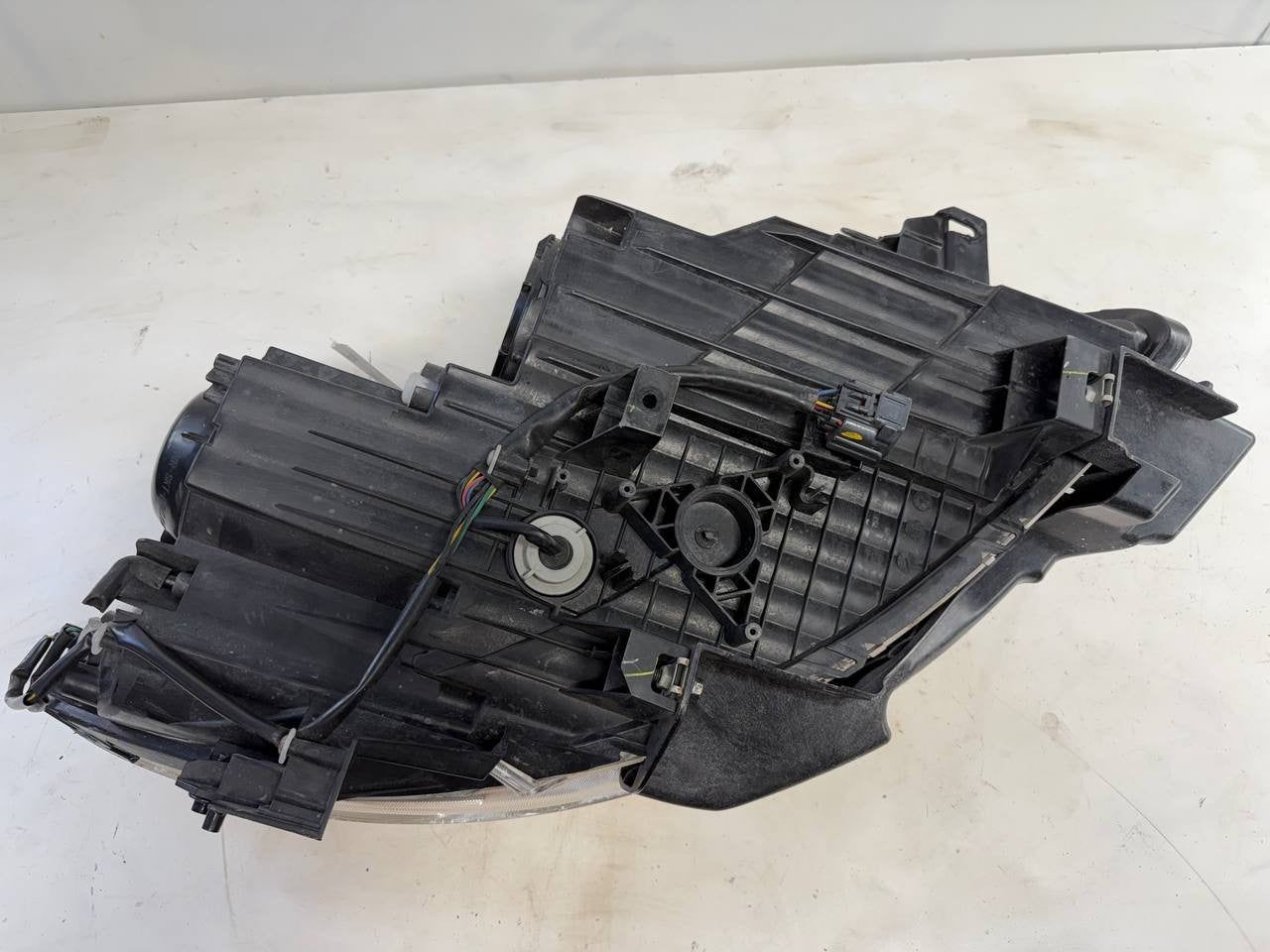 Mazda CX-9 2012 Left Side Headlight Headlamp LH OEM Used