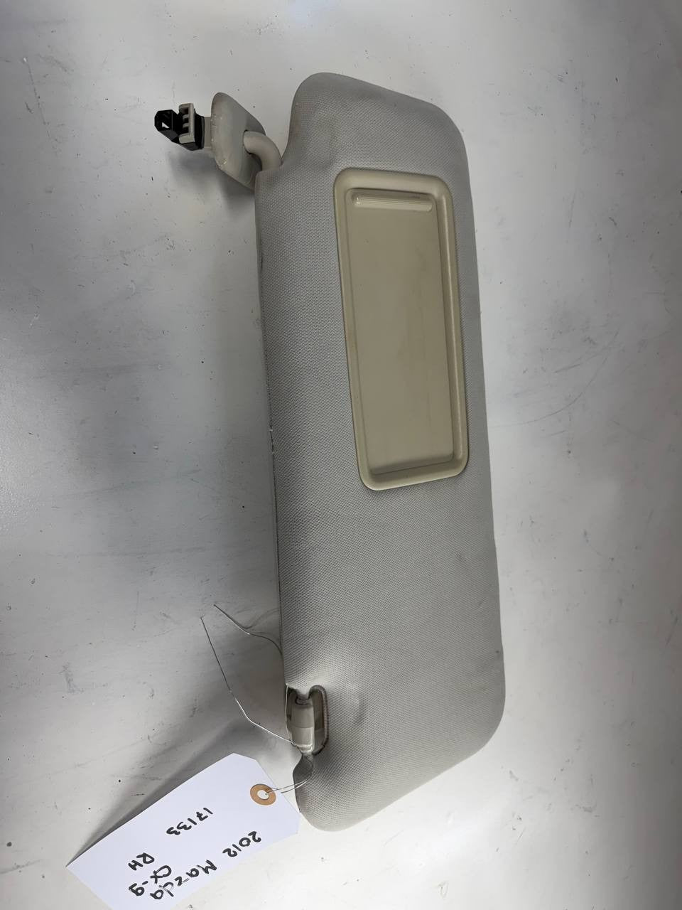 2012 Mazda cx-9 Passenger Right Sun Visor RH OEM Used