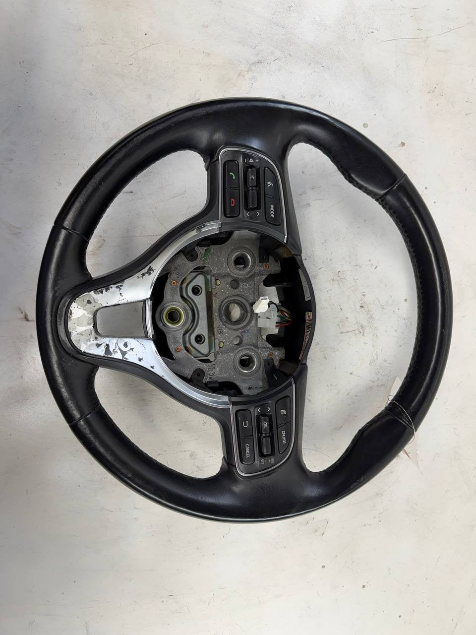 2016 - 2018 Kia Optima Steering Wheel Assembly 56100D4840WK OEM Used