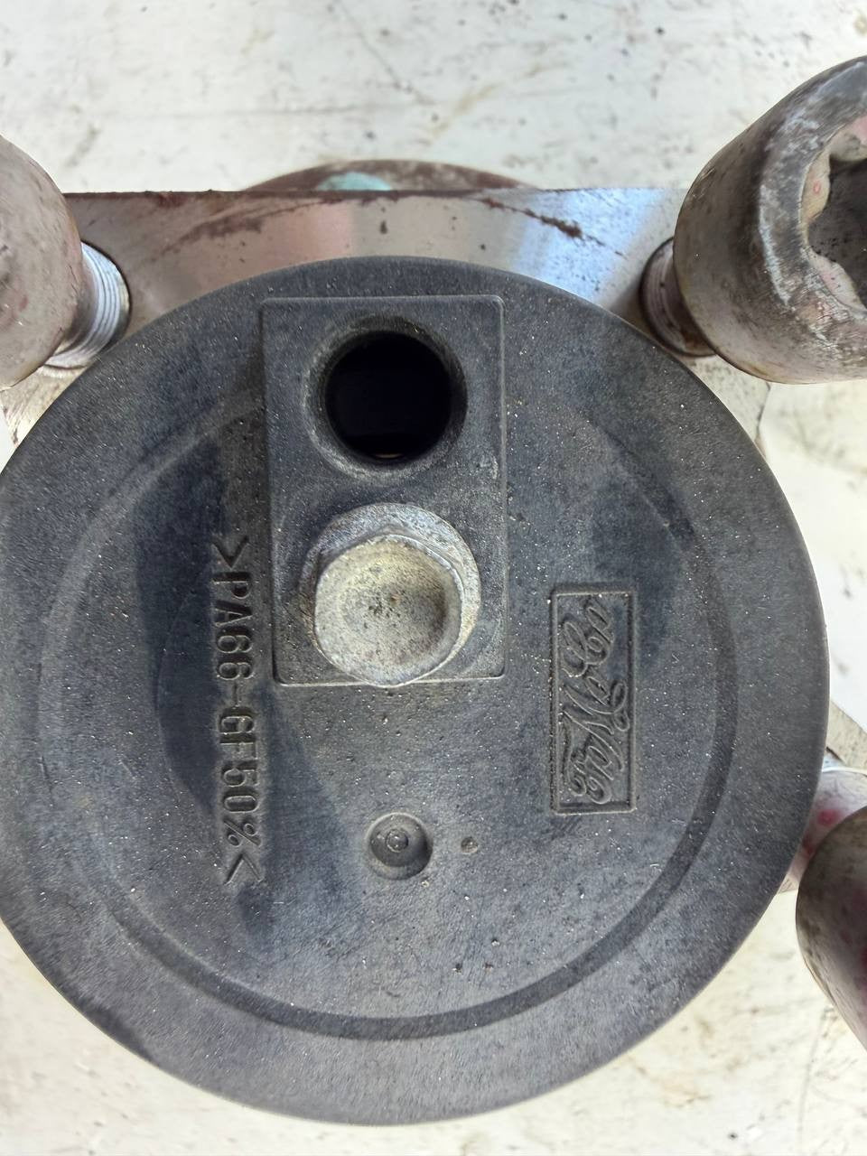 2012 Mazda Cx-9 Rear Left / Right Wheel Hub Bearing Assembly OEM Used