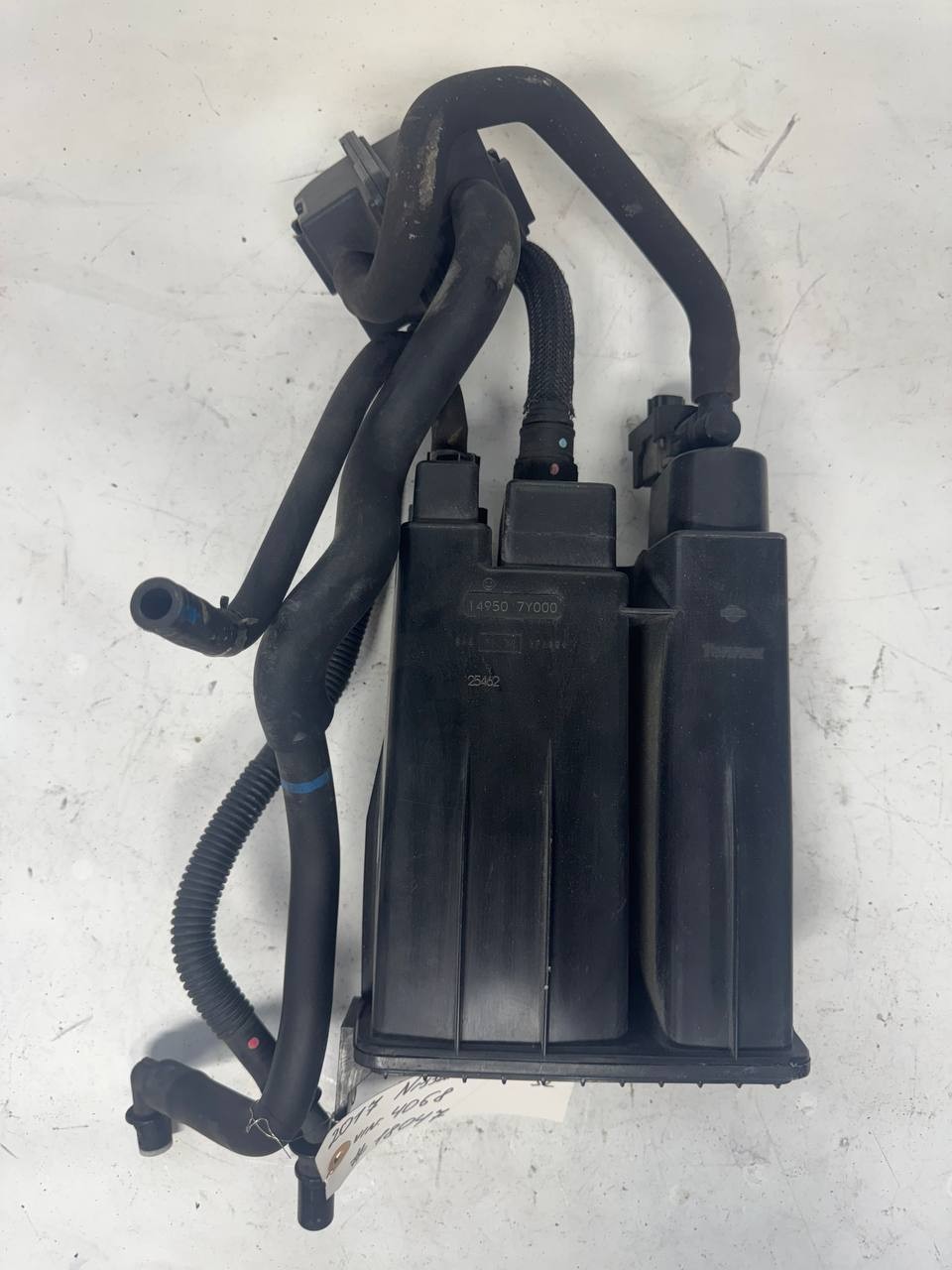 2017 Nissan Murano EVAP Charcoal Canister Vapor Canister 149507Y000 OEM Used