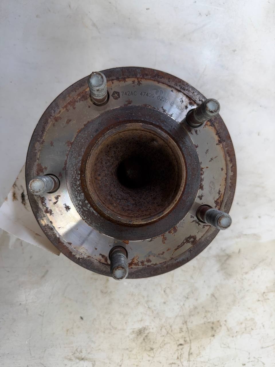 2020 Dodge Journey Wheel Hub Bearing Assembly OEM Used