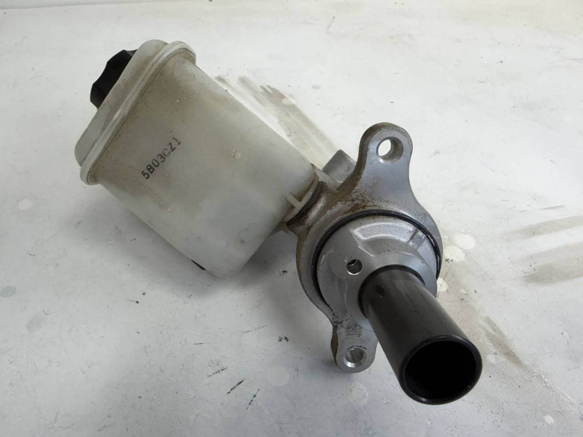 2014-2016 Kia Cadenza Brake Fluid Reservoir Tank OEM Used