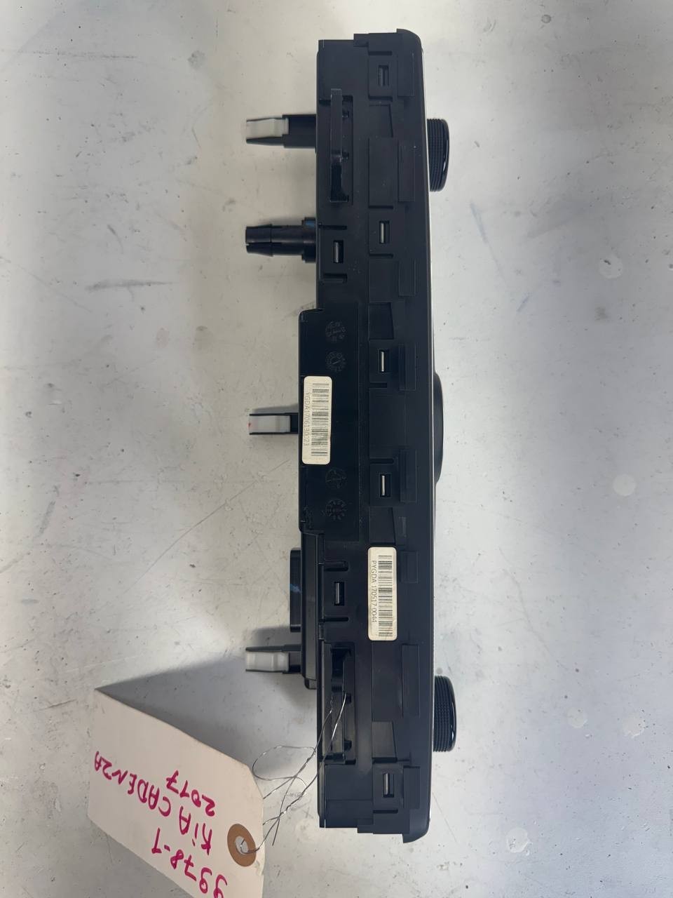 2017 KIA CADENZA Climate Control A/C Heater Control Panel 97250-F6XXX OEM Used