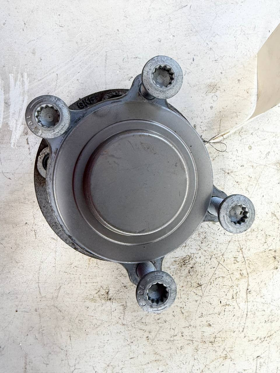 2022 Volvo S90 Wheel Hub Bearing Assembly OEM Used