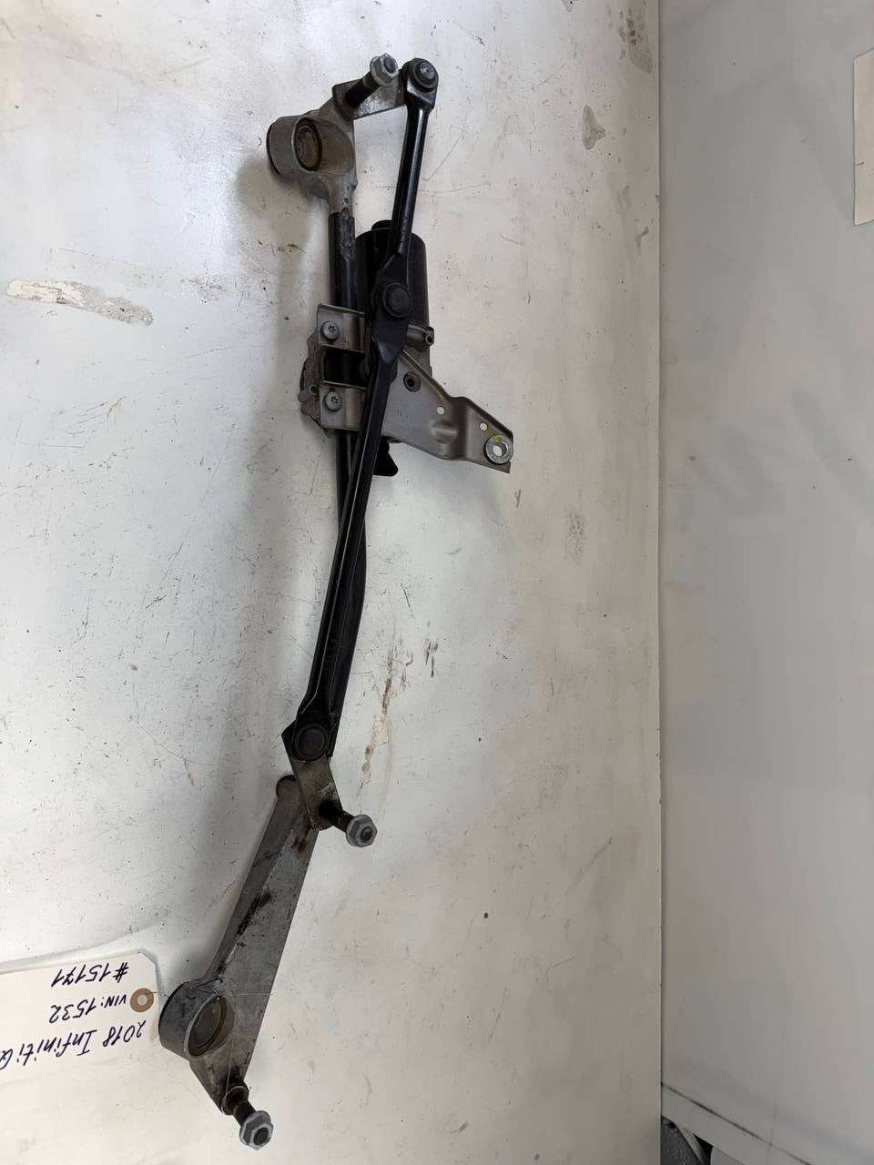 2018 Infinity QX-30 Windshield Wiper Linkage W000016831 OEM Used