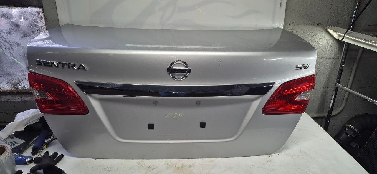 OEM 2013-2016 Nissan Sentra rear trunk lid assembly