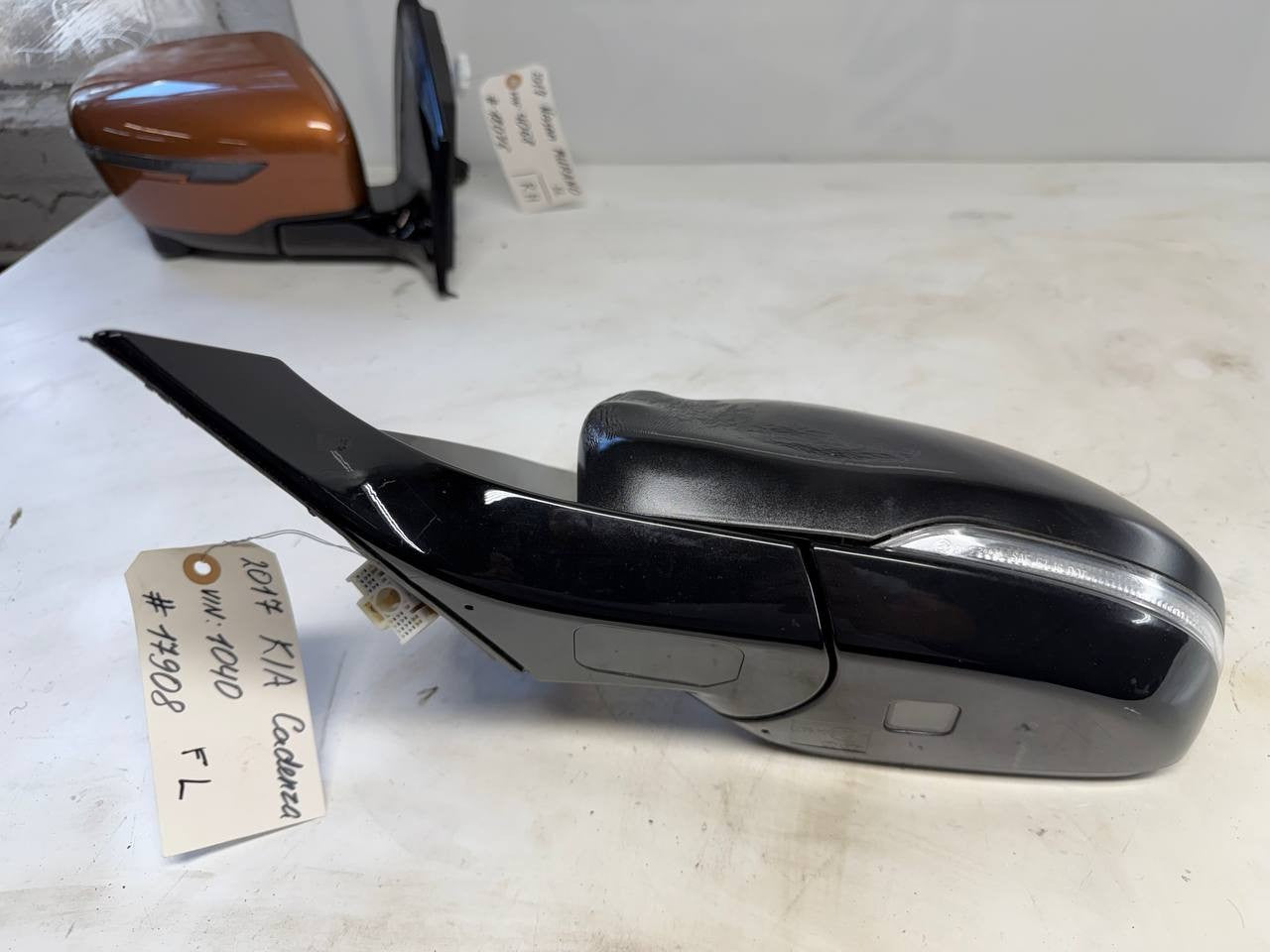 Kia Cadenza 2017 Left Side Door Mirror LH Power Heated OEM Used