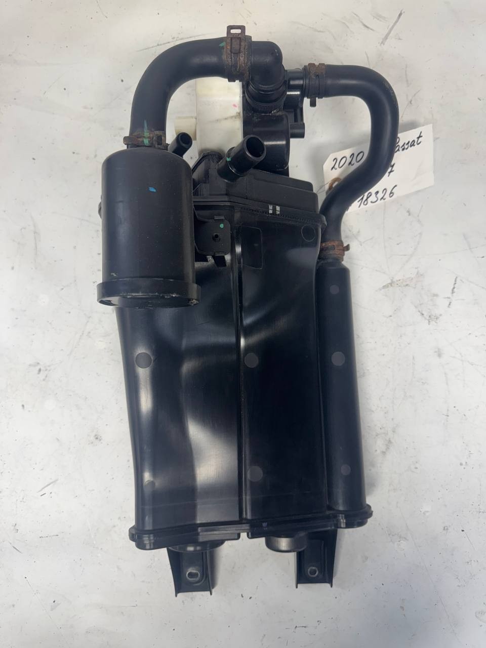 2020 Volkswagen Passat EVAP Charcoal Canister Vapor Canister 561201801G OEM Used