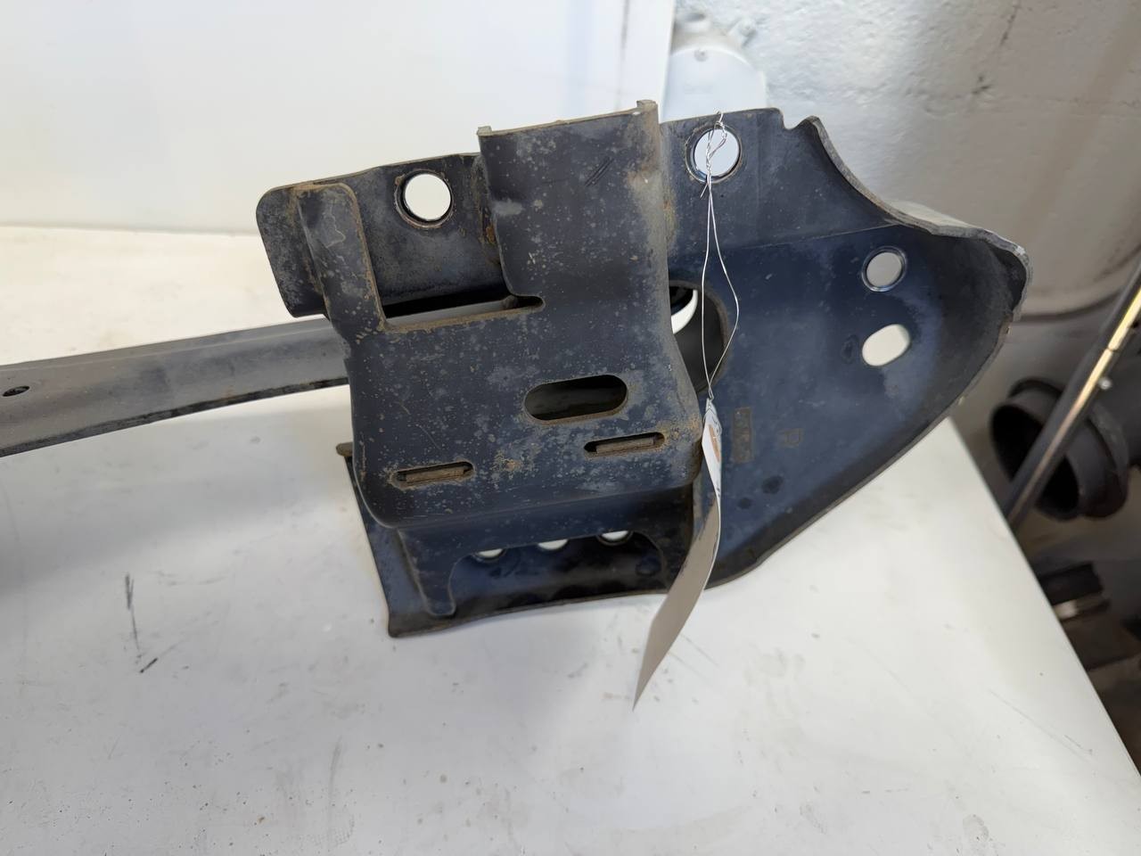 2012 Mazda CX-9 Rear Right Knuckle w/ Trailing Arm Assembly OEM Used