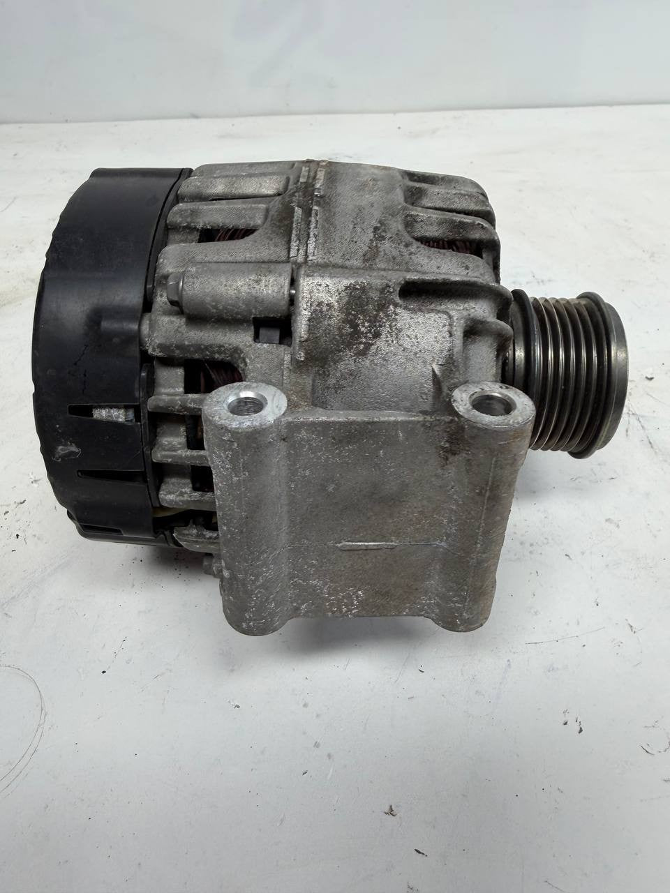 2016 Volkswagen Passat Alternator Generator 06K903023B OEM Used