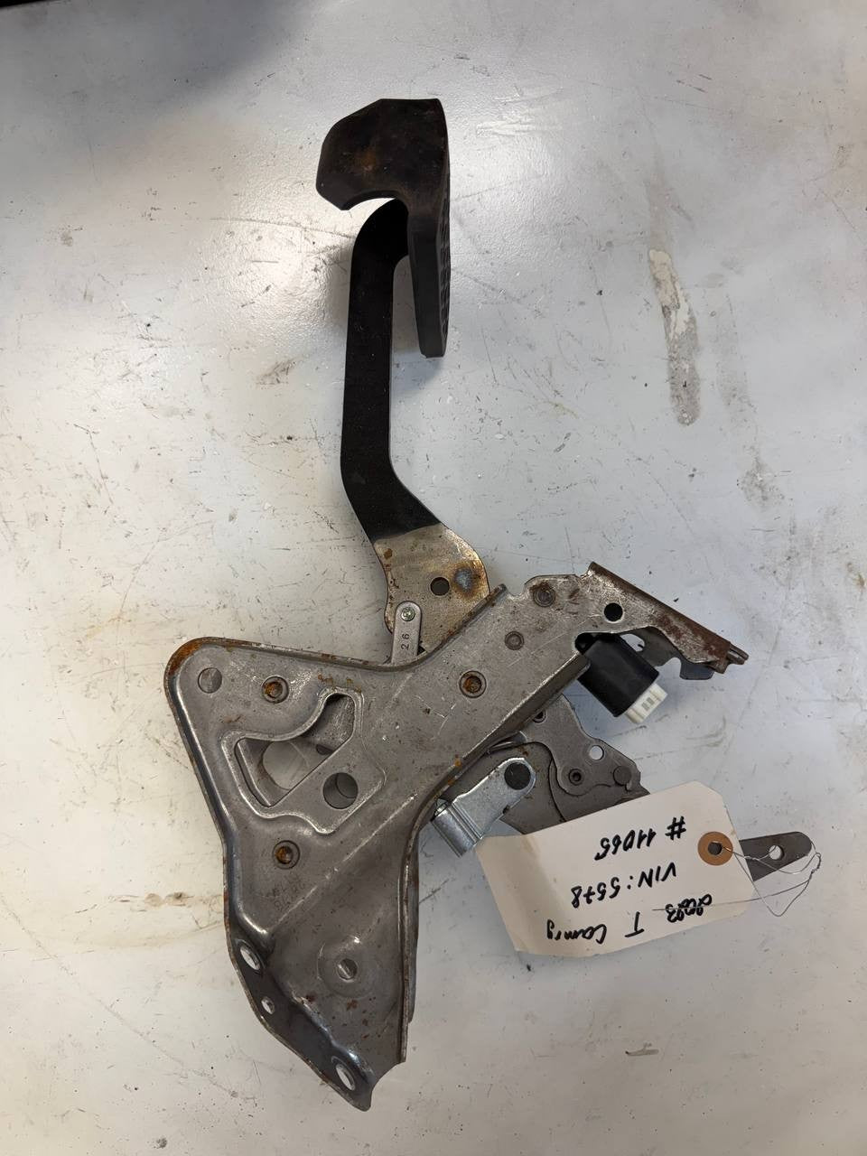 2023 Toyota Camry Brake Pedal Assembly OEM Used