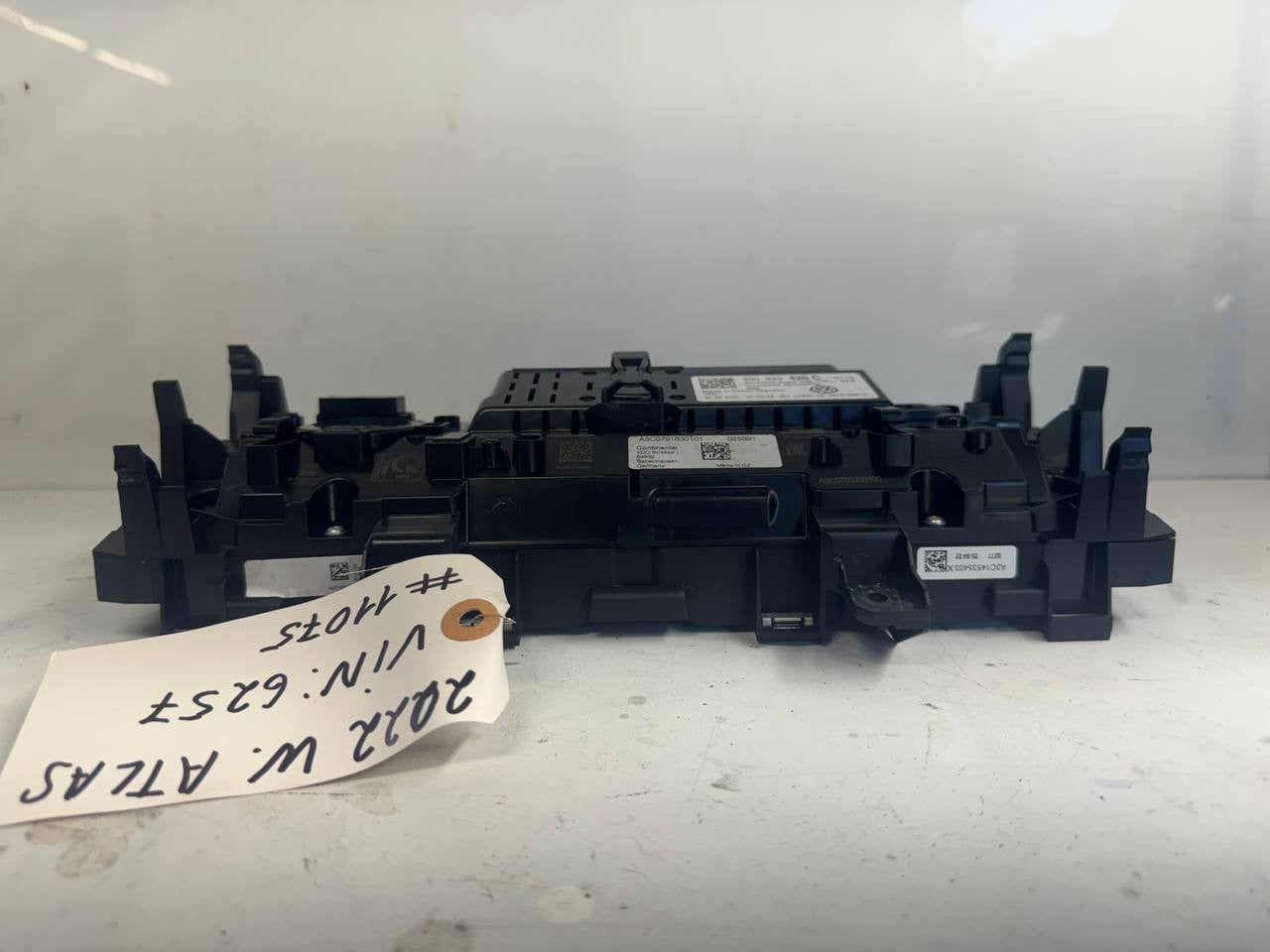 2022 VW Atlas Instrument Cluster 3G0920420C OEM
