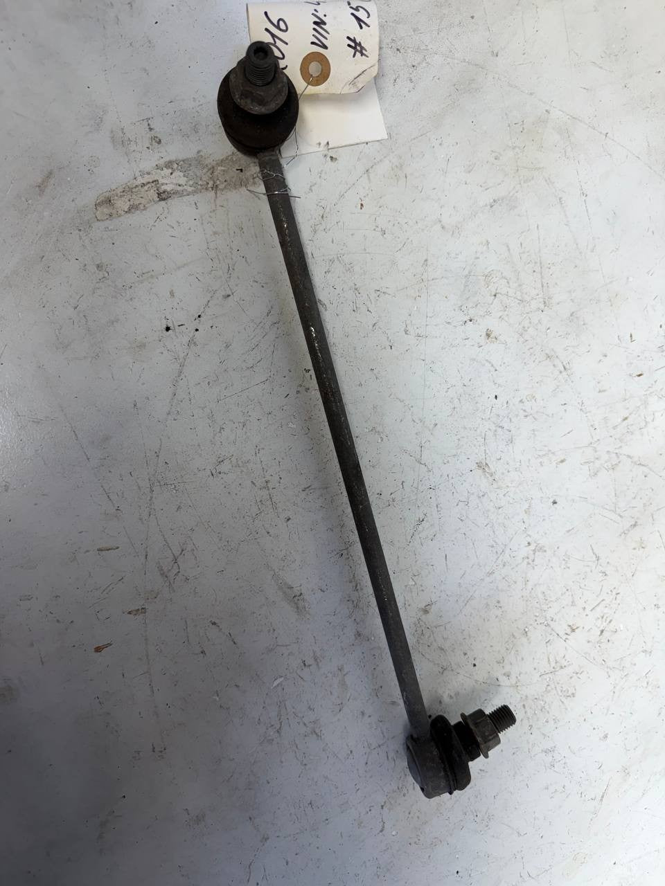 2016 Volkswagen Passat Front Right Stabilizer Sway Bar Link OEM Used