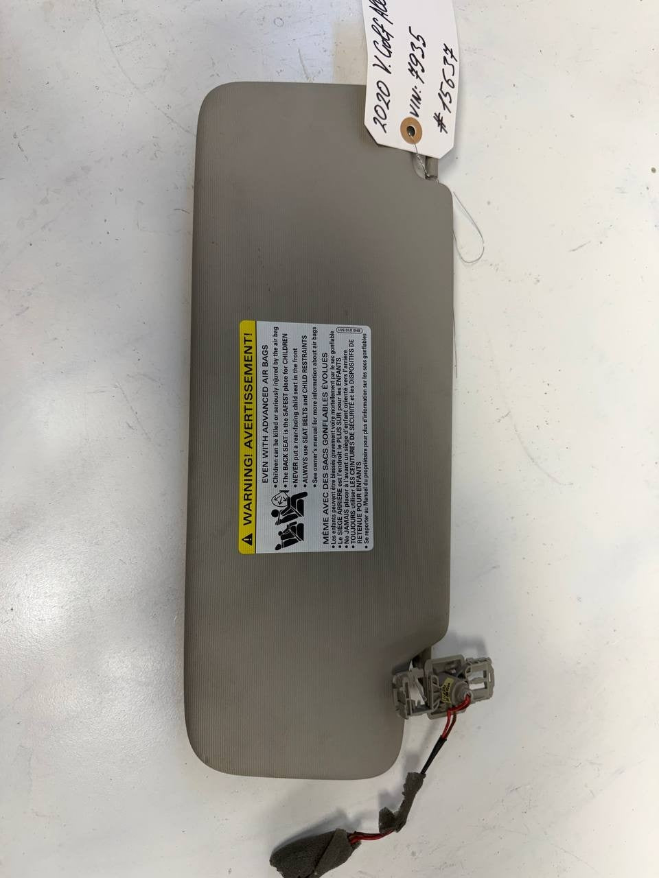 2020 Volkswagen Golf Alltrack Driver Left Sun Visor RH OEM Used