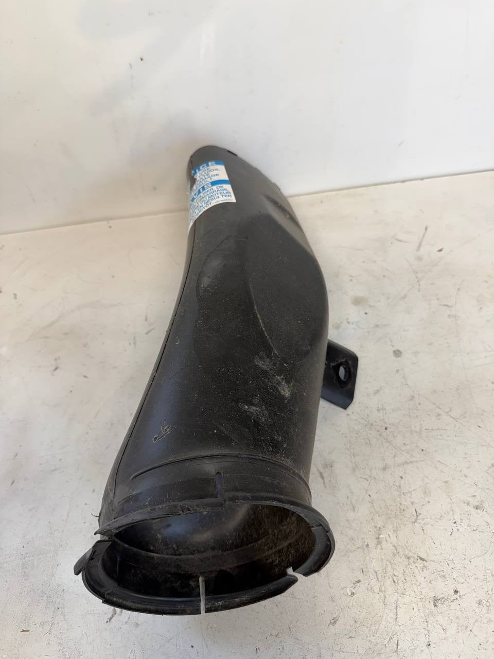 Isuzu NPR Air Intake Tube Air Cleaner Intake Duct 898025626 OEM Used
