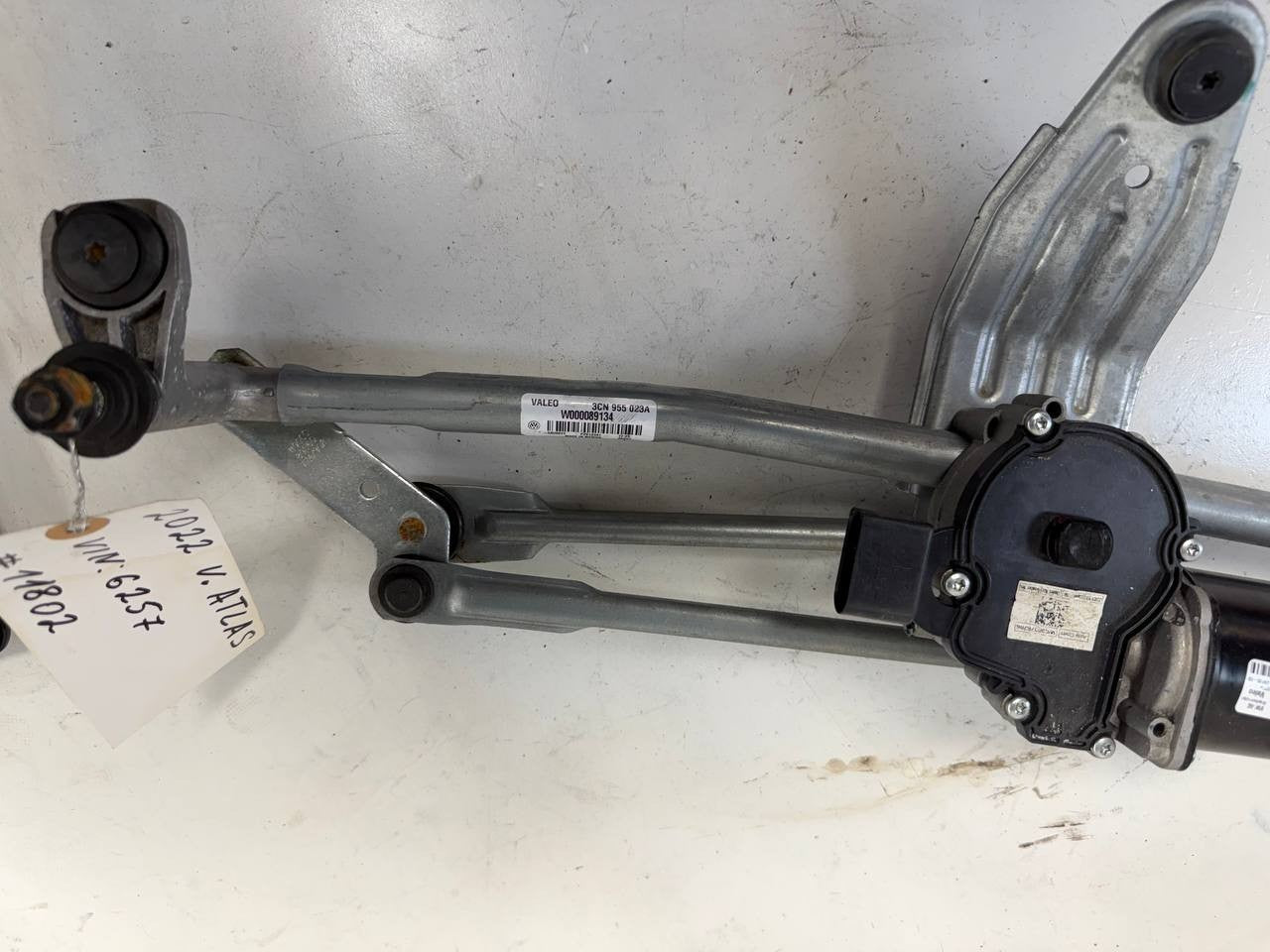 2022 VW Atlas Windshield Wiper Linkage W000089134 OEM Used