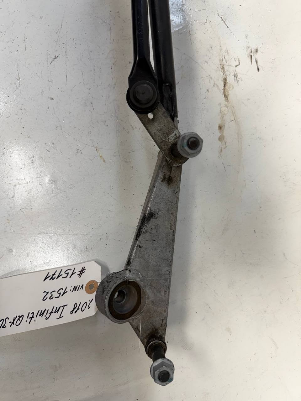 2018 Infinity QX-30 Windshield Wiper Linkage W000016831 OEM Used