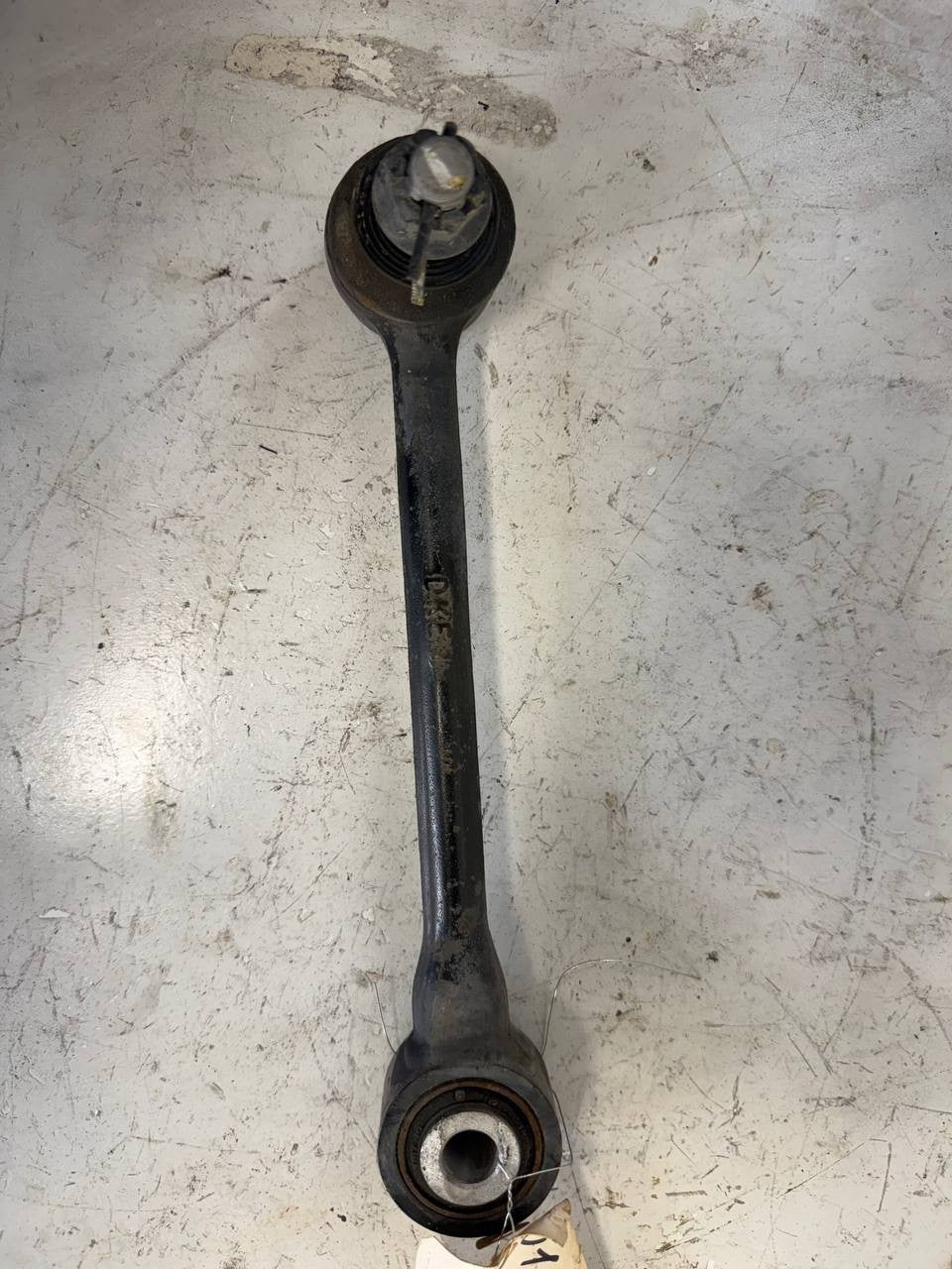 2015 Kia Sedona Control Arm OEM Used